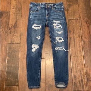 American Eagle Jegging with destruction